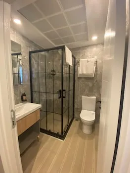 Evim Hotel