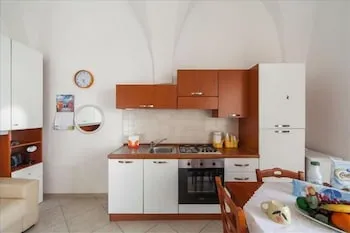 Monolocale finemente ristrutturato