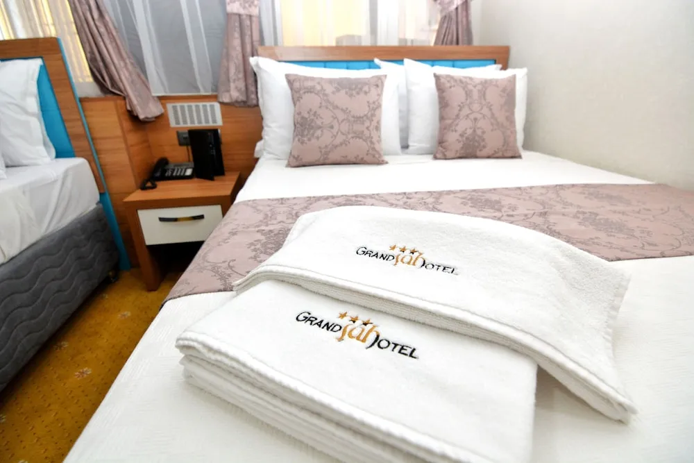 Standard Üç Kişilik Oda