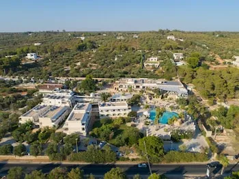 Eden Resort Country & Spa