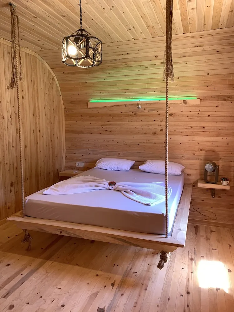 Design Oda, 1 Büyük (Queen) Boy Yatak, Dağ Manzaralı, Dağ Yamacı