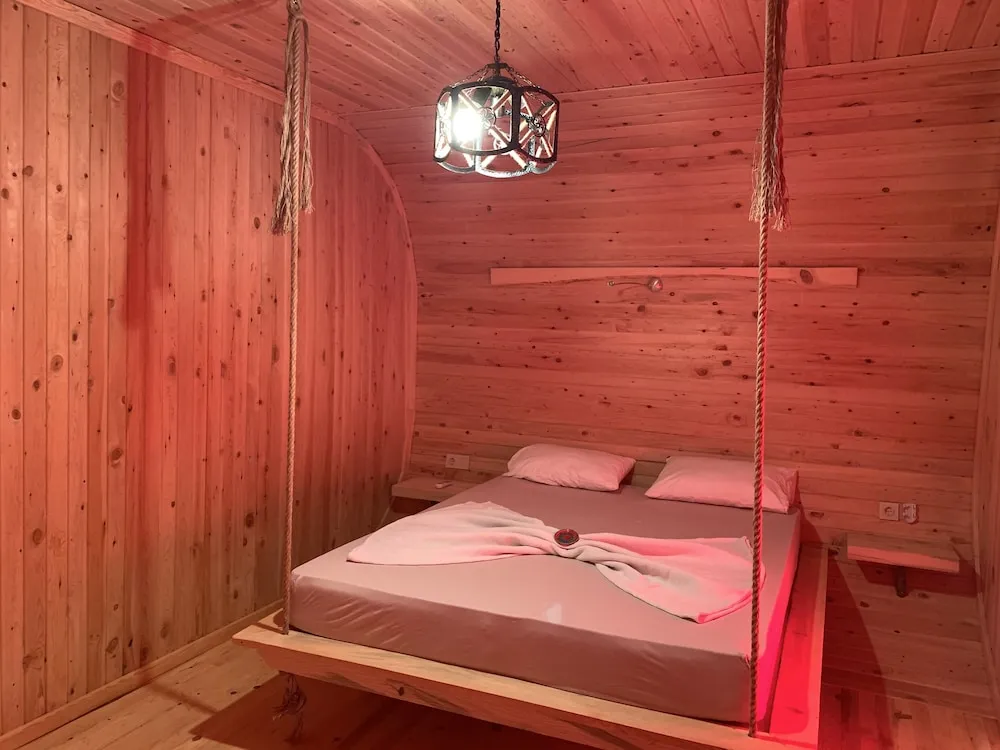 Design Oda, 1 Büyük (Queen) Boy Yatak, Dağ Manzaralı, Dağ Yamacı