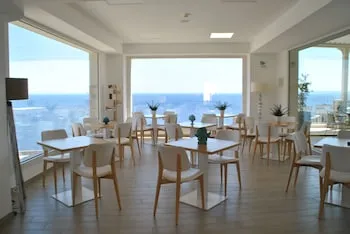 Est Hotel