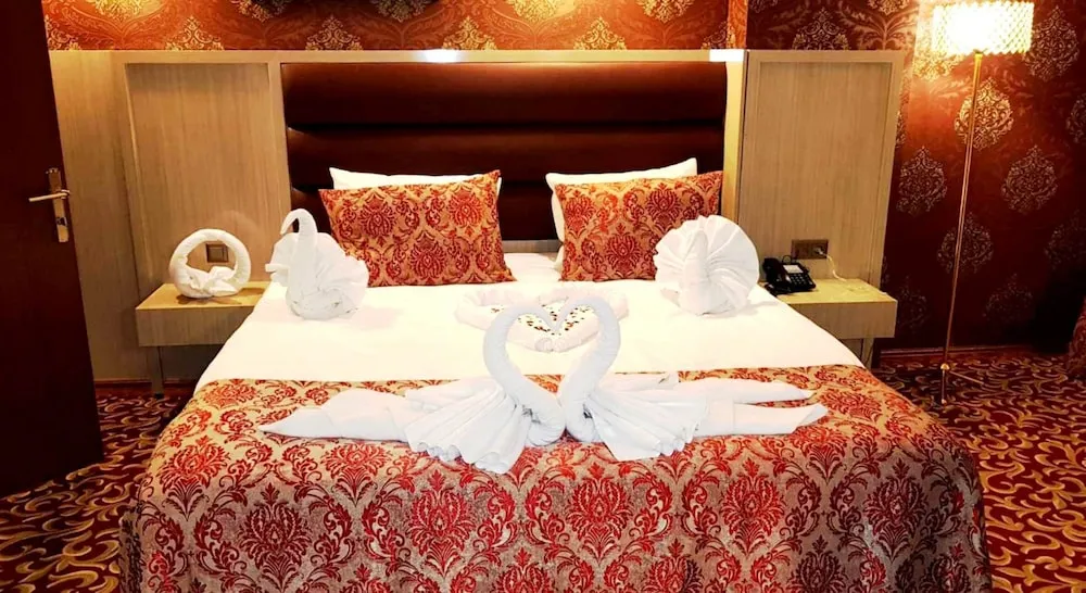 Honeymoon Oda