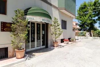 Hotel Riviera