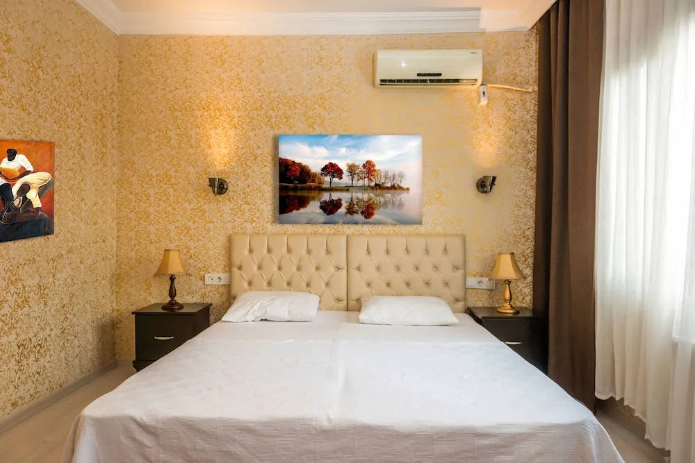 Deluxe Stüdyo Süit
