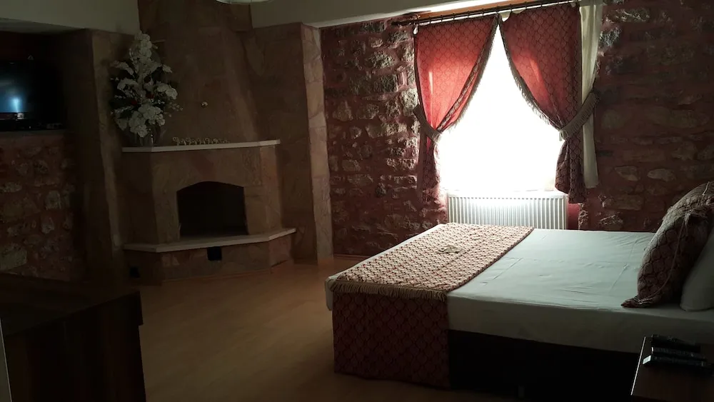 Deluxe Tek Büyük Yataklı Oda, Sıcak Su Küveti