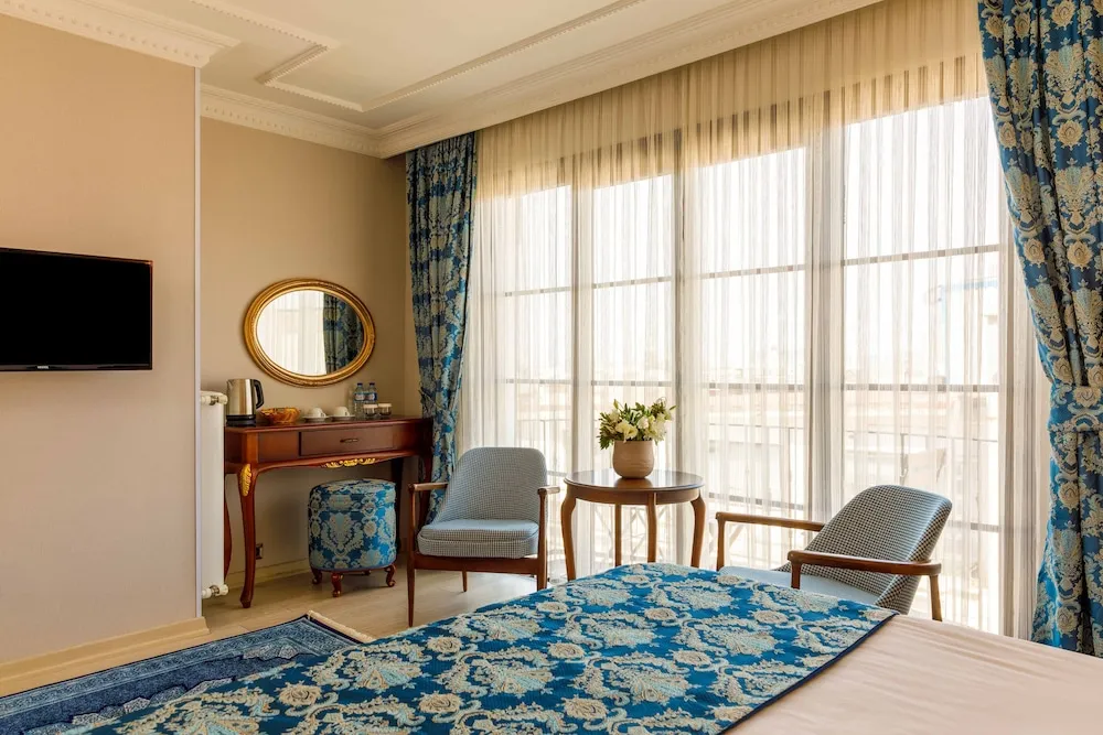 Deluxe Tek Büyük Yataklı Oda, Balkon