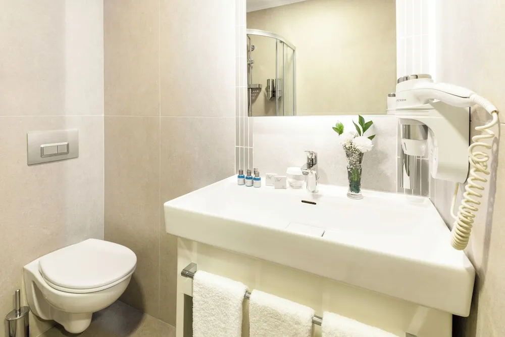 Deluxe Tek Büyük Yataklı Oda, Balkon