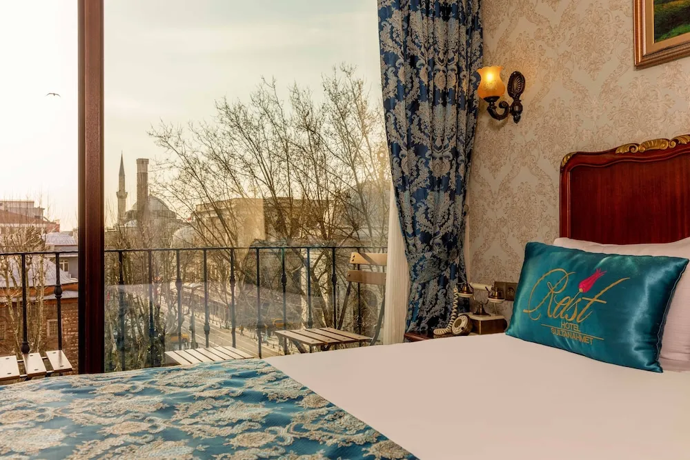 Deluxe Tek Büyük Yataklı Oda, Balkon