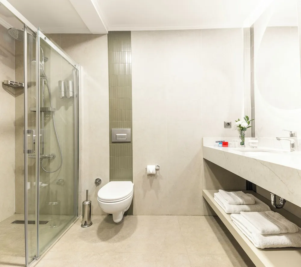 Deluxe Tek Büyük Yataklı Oda, Balkon