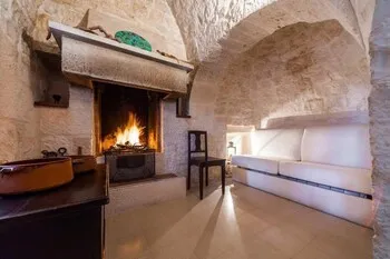 Trulli Anna
