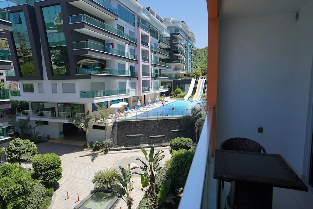 Stüdyo, Deniz Manzaralı