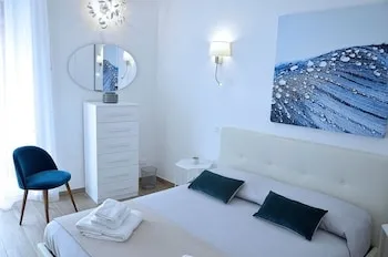 Duca 70 Suite Home
