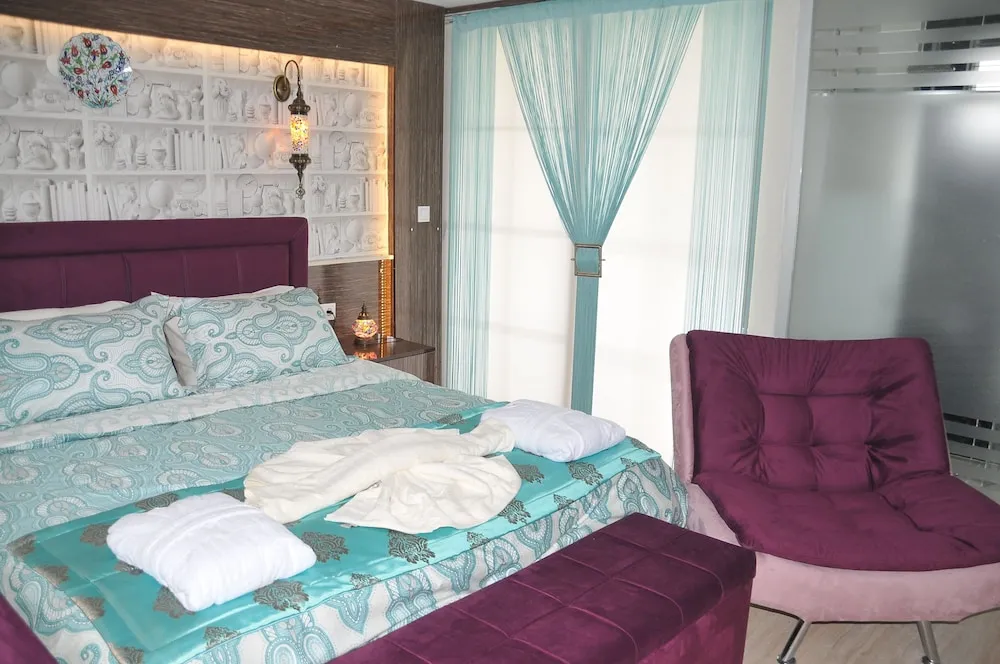 Exclusive Tek Büyük Yataklı Oda, 1 En Büyük (King) Boy Yatak, Balkon, Şehir Manzaralı