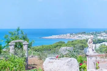 Villa Felloniche