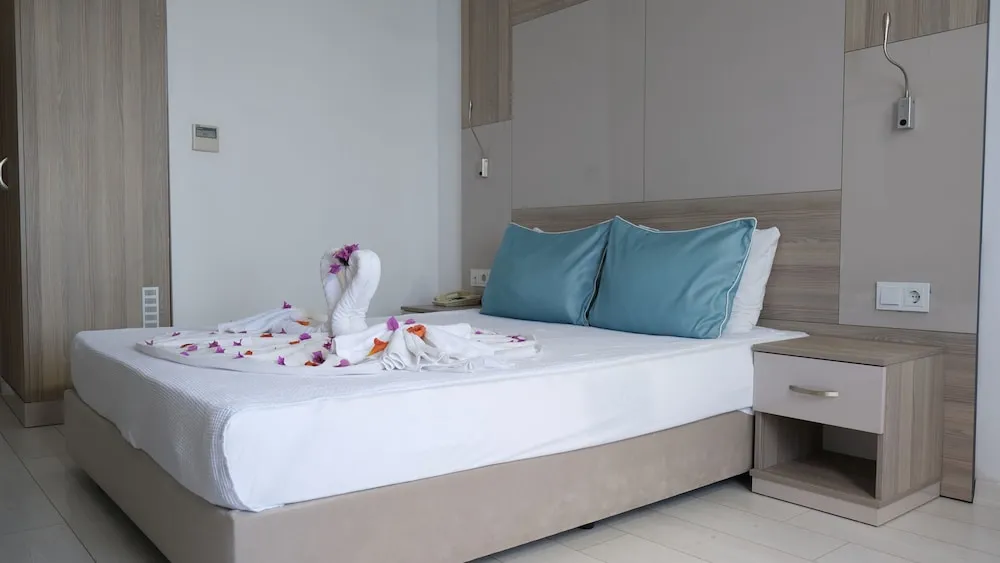 Standard Tek Büyük Yataklı Oda, Deniz Manzaralı