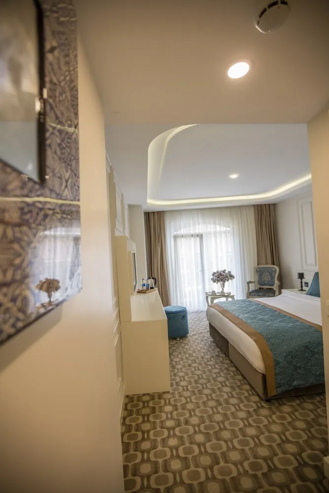 Deluxe Tek Büyük Yataklı Oda