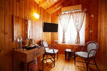 Ağva Tias Shelale Otel