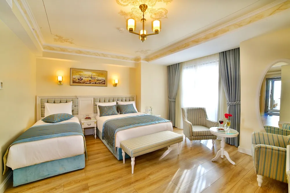 Deluxe Üç Kişilik Oda, 1 Yatak Odası