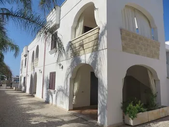 Residence Giglio Torre Pali