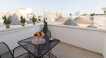 Dimore nel Tempo-Widespread Homes & Trulli