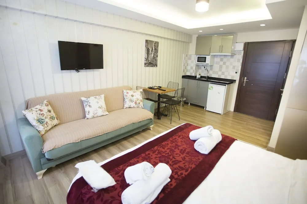 Deluxe Üç Kişilik Oda