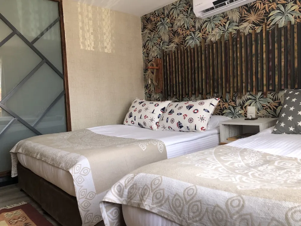 Standard Üç Kişilik Oda, Şehir Manzaralı