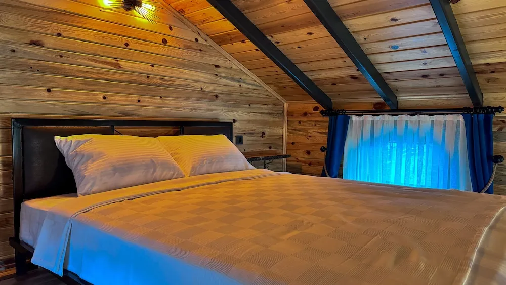 Jakuzili Üç Kisilik Bungalov