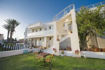 Destina Boutique Hotel