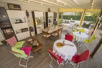 Destina Boutique Hotel