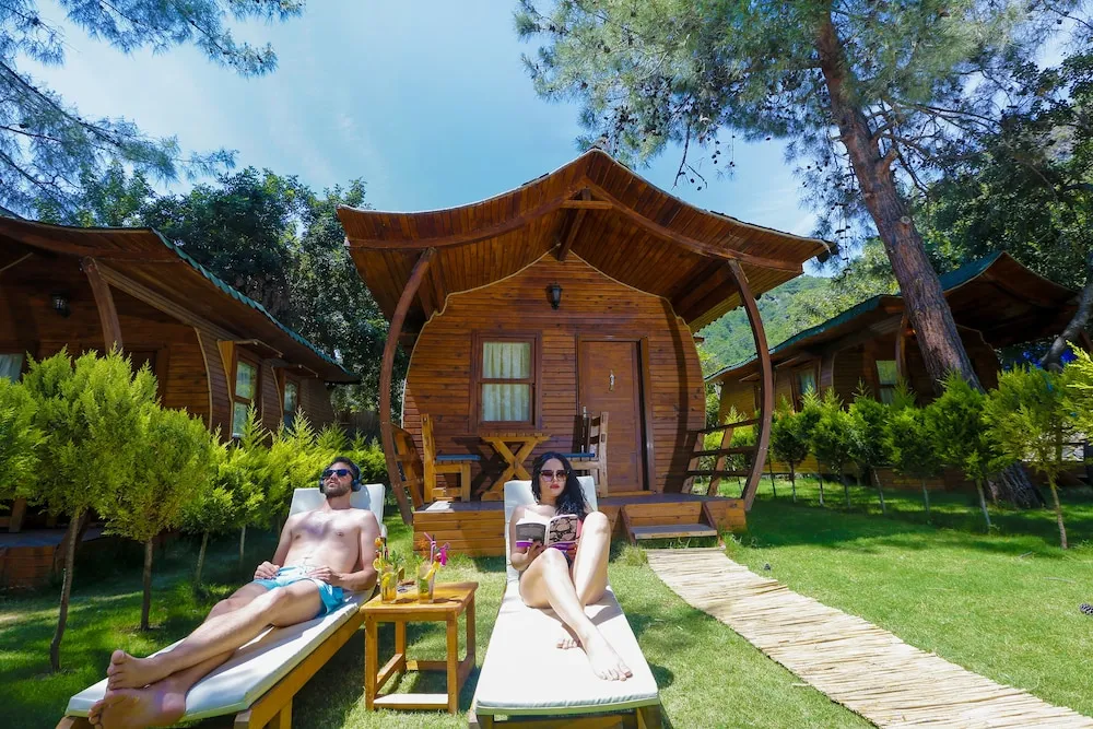 Green Natural Deluxe Bungalow