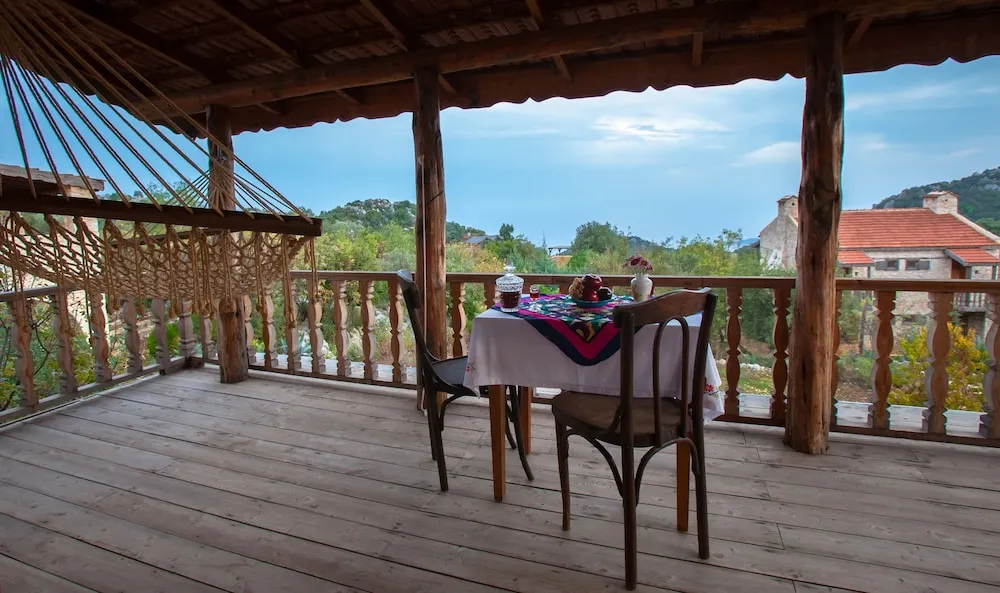 Honeymoon Villa, Mutfak