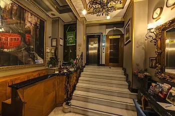Santa Ottoman Hotel