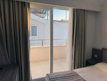 Hotel Mandalin