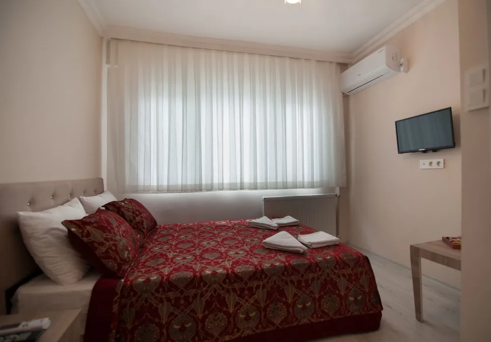 Tek Büyük Yataklı Oda