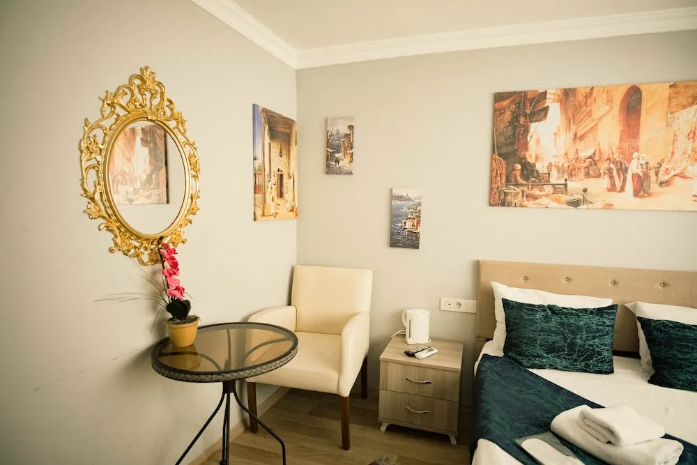 Tek Büyük Yataklı Oda