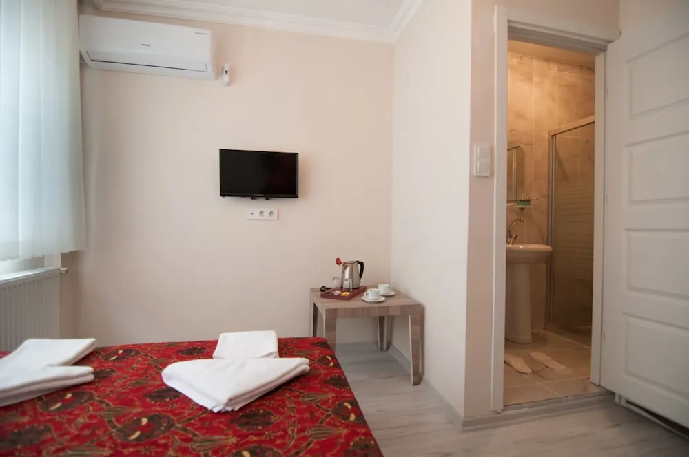 Tek Büyük Yataklı Oda