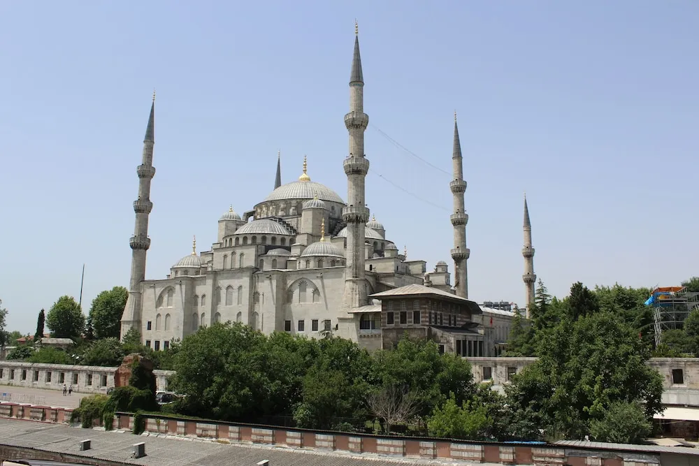 Superior Family Room with Blue Mosque View