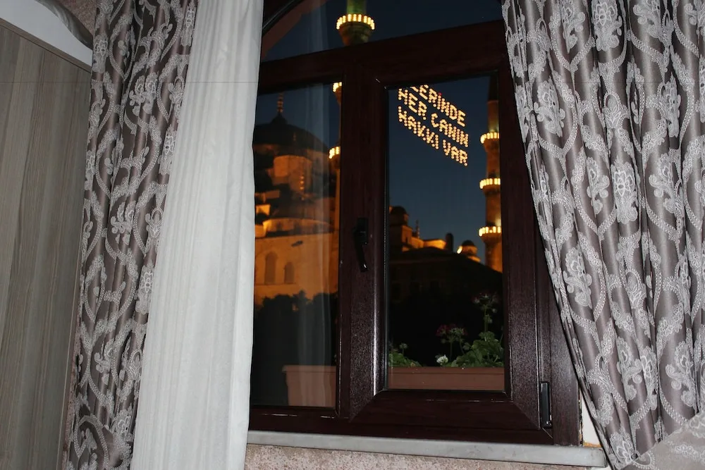 Double Room with Blue Mosque View