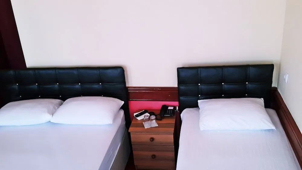 Standard Üç Kişilik Oda