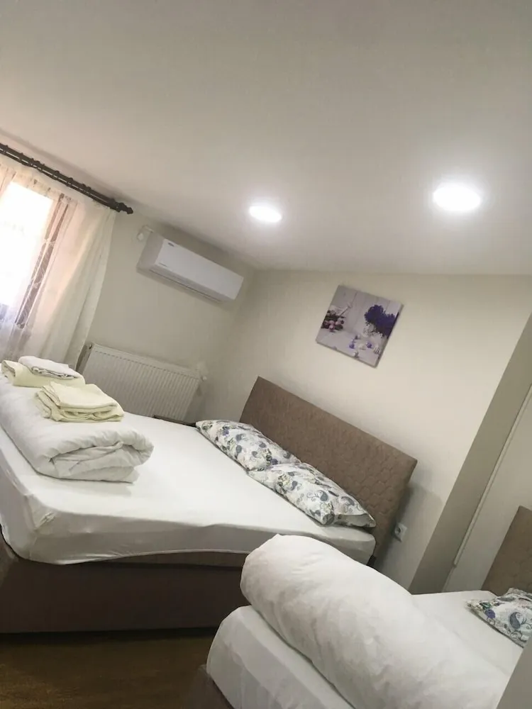 Standard Üç Kişilik Oda