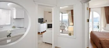 Sianji Well-Being Resort