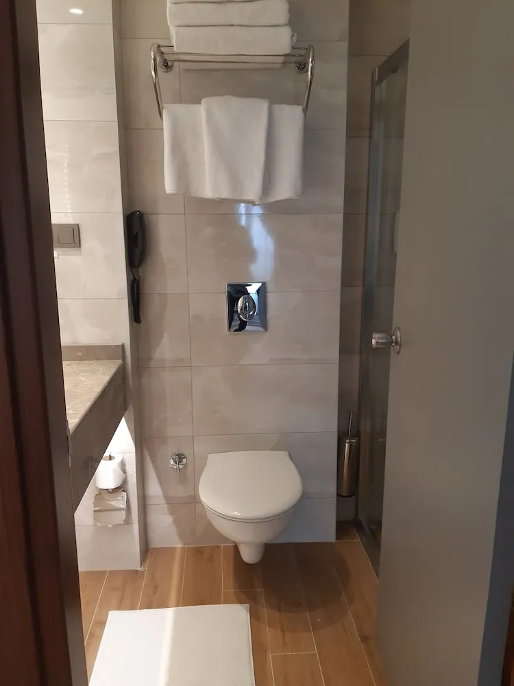Standard Oda, Havuz Manzaralı