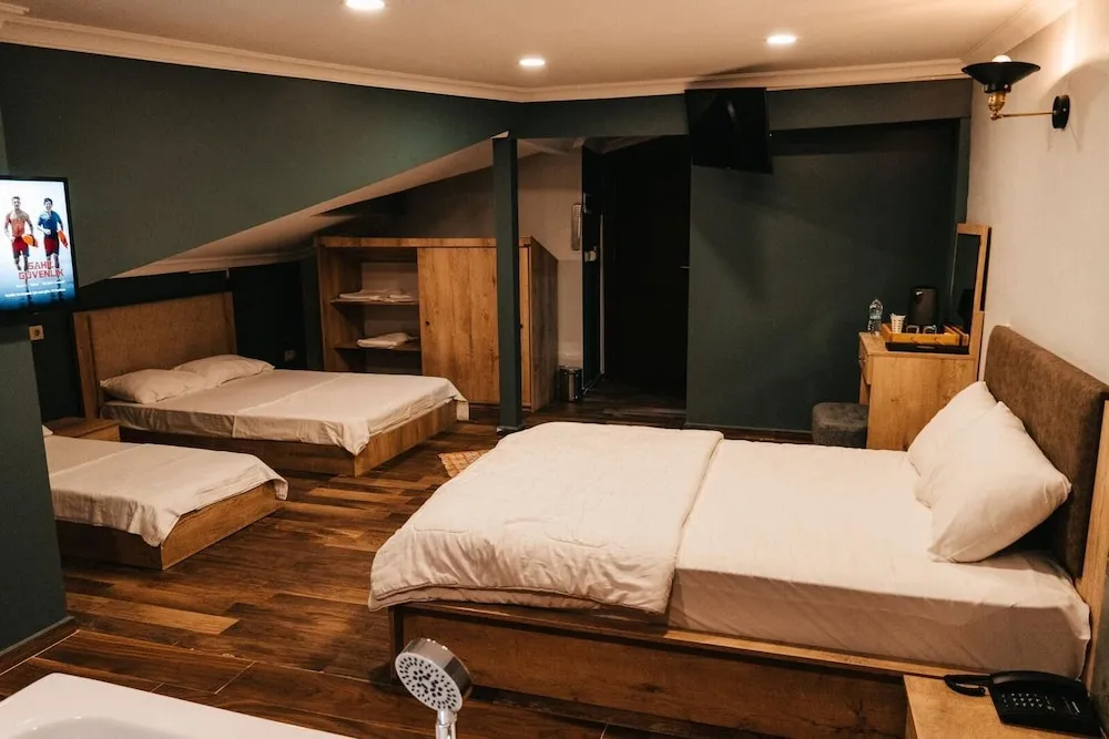 Superior Dört Kişilik Oda