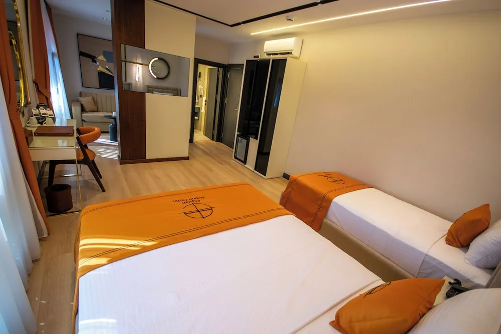 Deluxe Üç Kişilik Oda