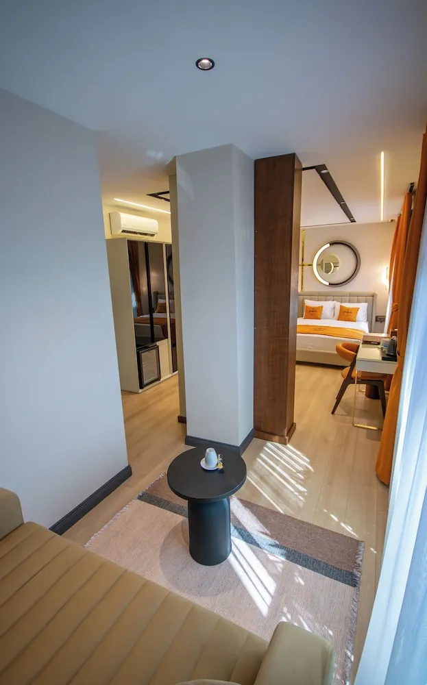 Deluxe Üç Kişilik Oda