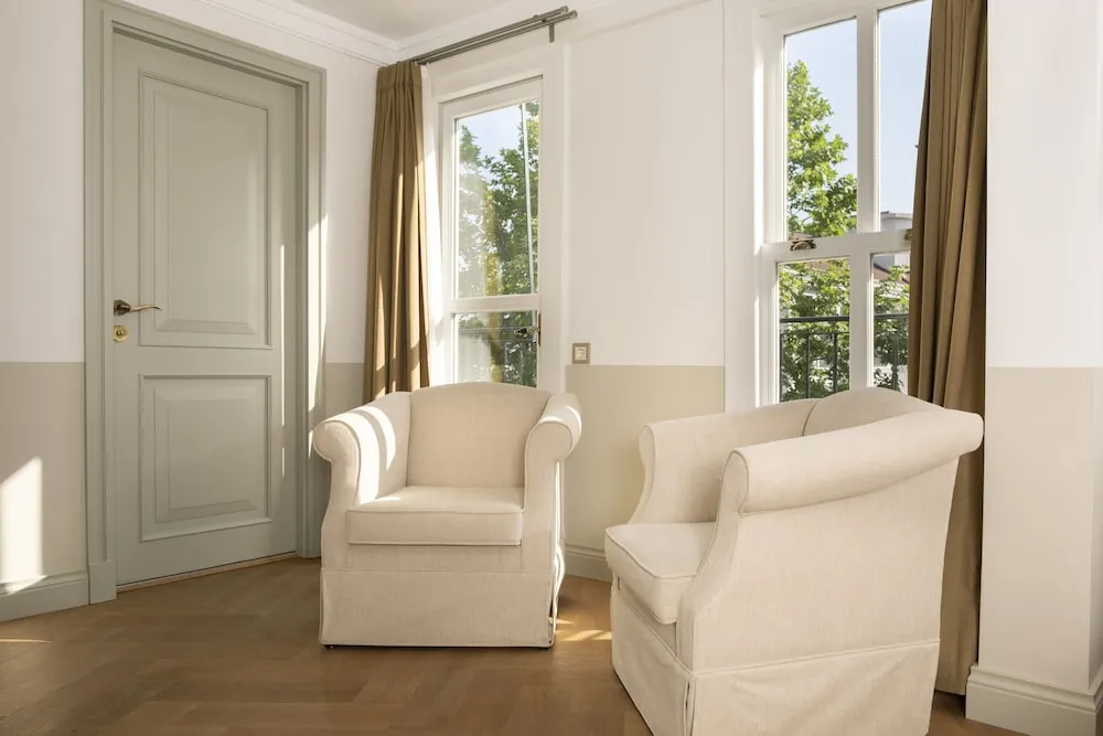 Junior Suite with Balcony and Sea View