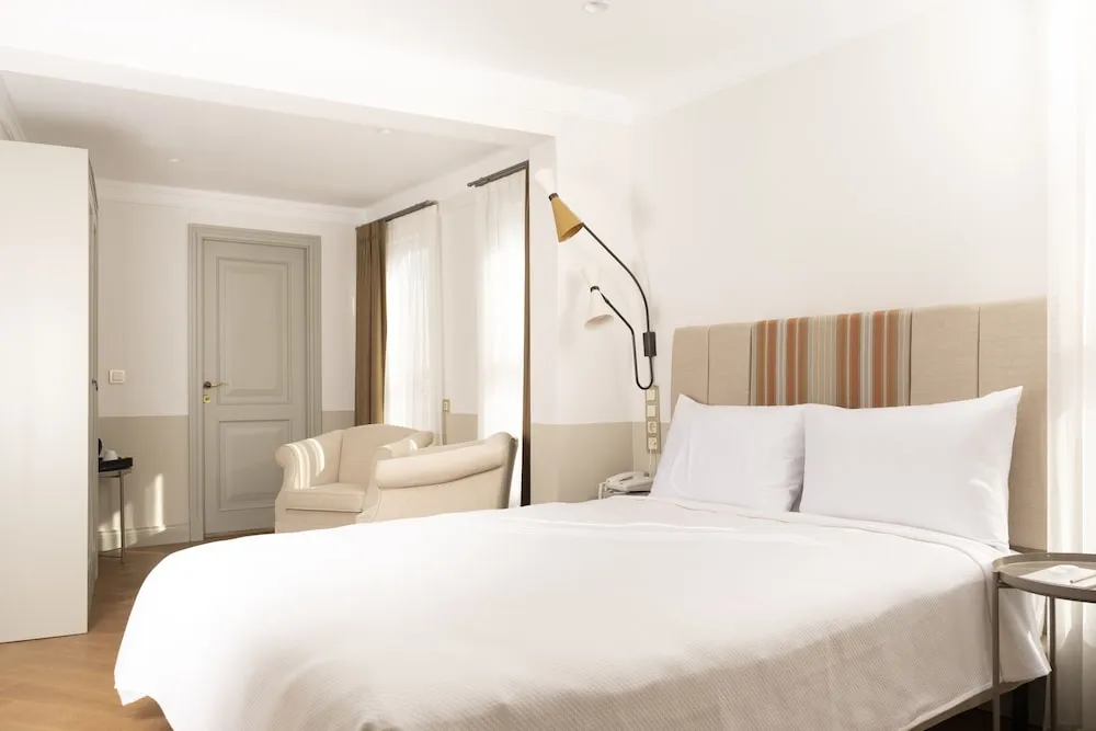 Junior Suite with Balcony and Sea View