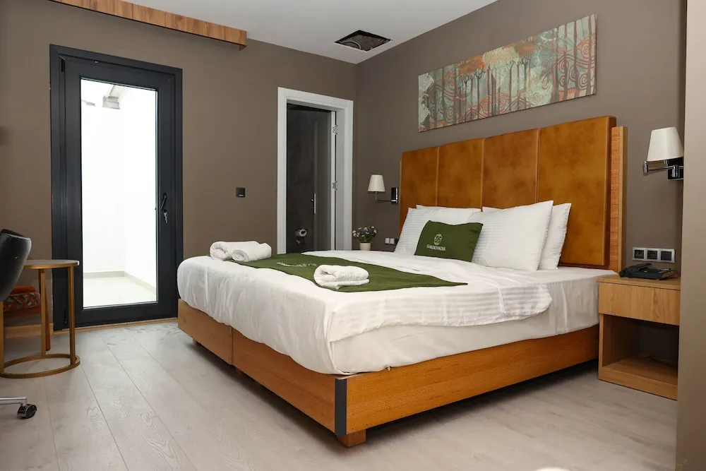 Deluxe Tek Büyük Yataklı Oda, Balkon